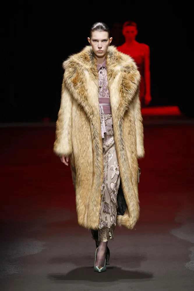 Roberto Cavalli осень-зима 2025/26 Roberto Cavalli осень-зима 2025/26