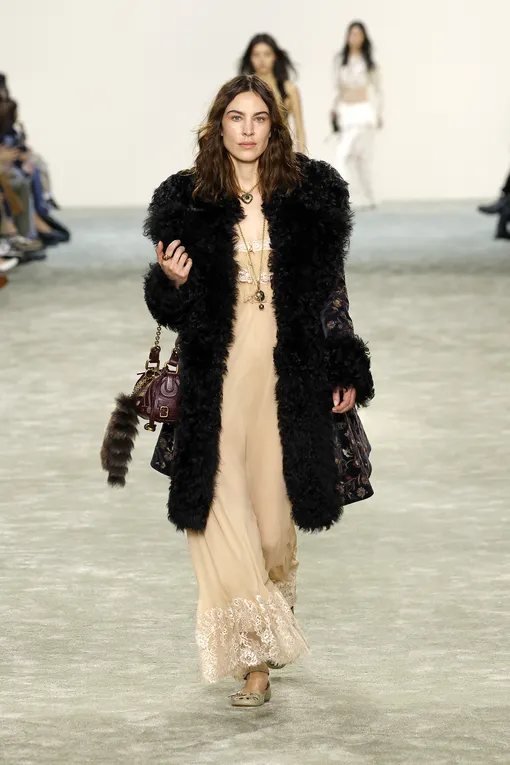 Chloé осень-зима 2025/26 Chloé осень-зима 2025/26